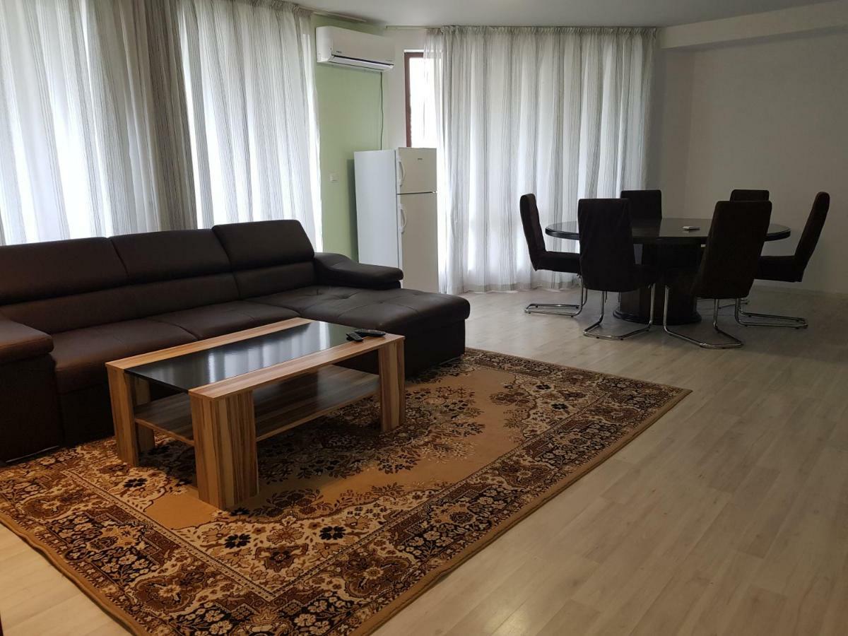 Bellatrix Apartment Varna Exterior foto